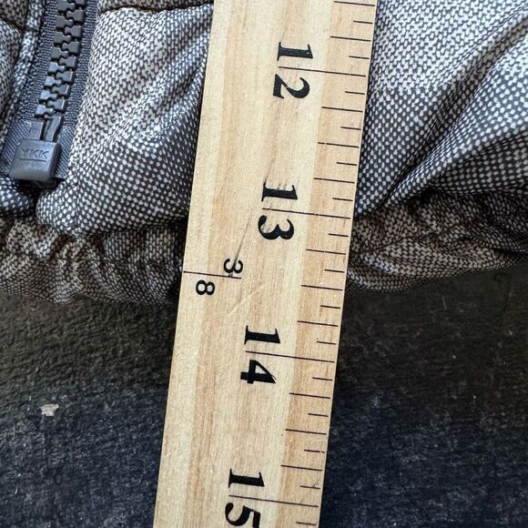 Baby Gap Zip Up Plaid Puffer Jacket Size 18-24 Months 100% Polyester Casual - Picture 4 of 7